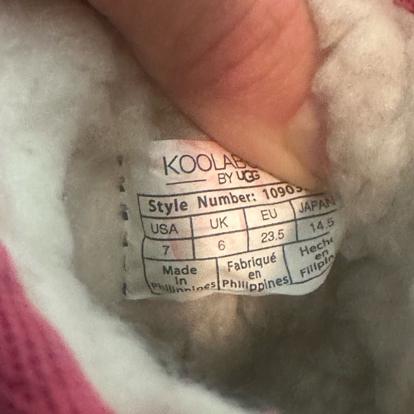 Pink Kids Koolaburra by Ugg Boots - Picture 4 of 4